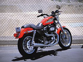 Harley-Davidson XL 883 R