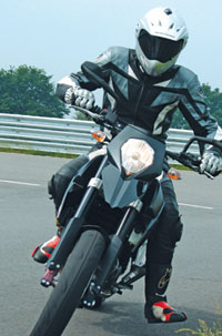 KTM 690 Supermoto (Mod. 2007)