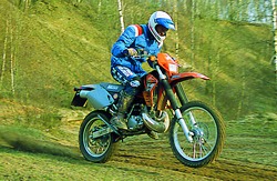 KTM EGS 200 gegen GasGas 200EC