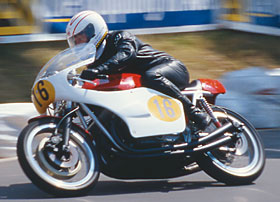 Münch URS Rennmaschine