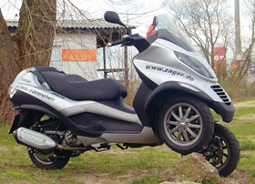 Fahrbericht Piaggio MP3 125 (Mod. 2007)