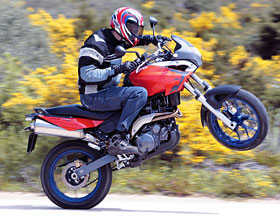 Aprilia Pegaso 650 Strada 2005