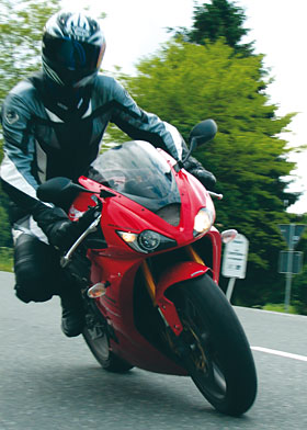 Triumph Daytona 675