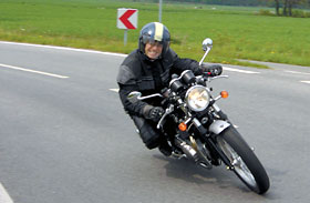 Thriumph Thruxton 900