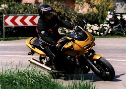 Yamaha FZS 600 Fazer