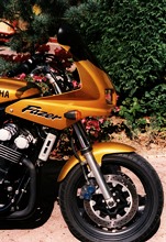 Yamaha FZS 600 Fazer