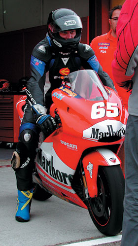 Michael Galinski + Loris Capirossis 2003er Ducati