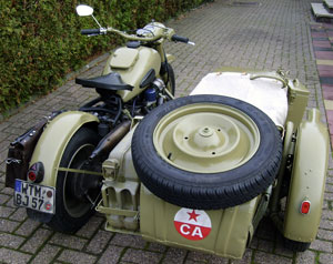 Dnepr Citroen 2CV Gespann