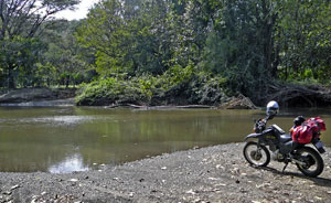 Fließendes Hindernis auf Costa Rica