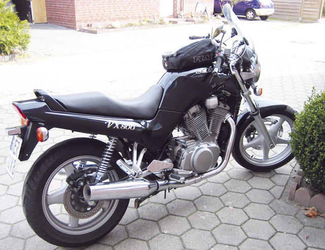 Suzuki VX 800