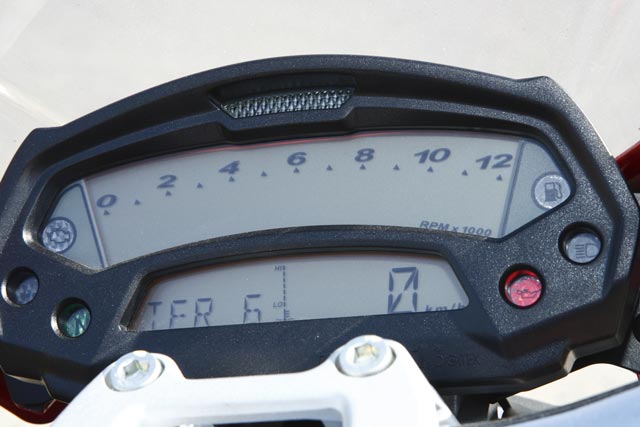 Ducati Monster 696 Modell 2010 Cockpit