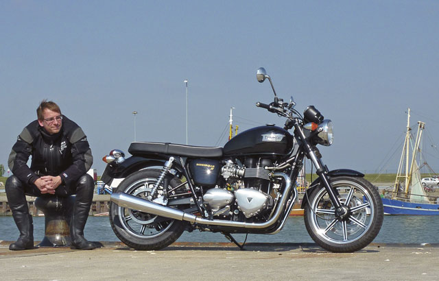 Triumph Bonneville SE Modell 2010 mit Zahnriemen