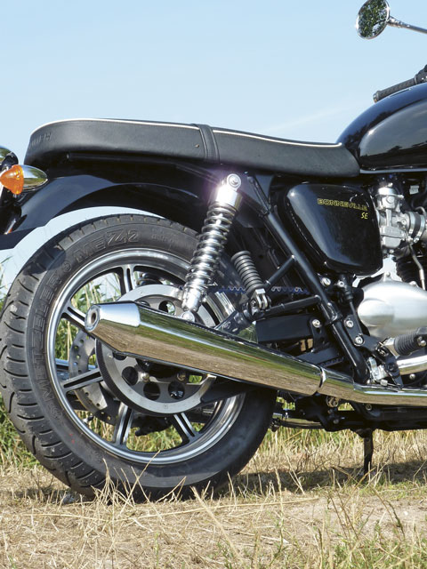 Triumph-Bonneville-2010_Zahnriemen_2