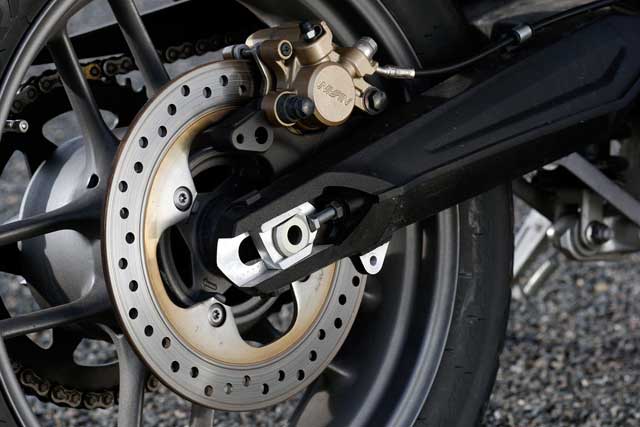 Triumph Tiger 800 ohne ABS Sensor