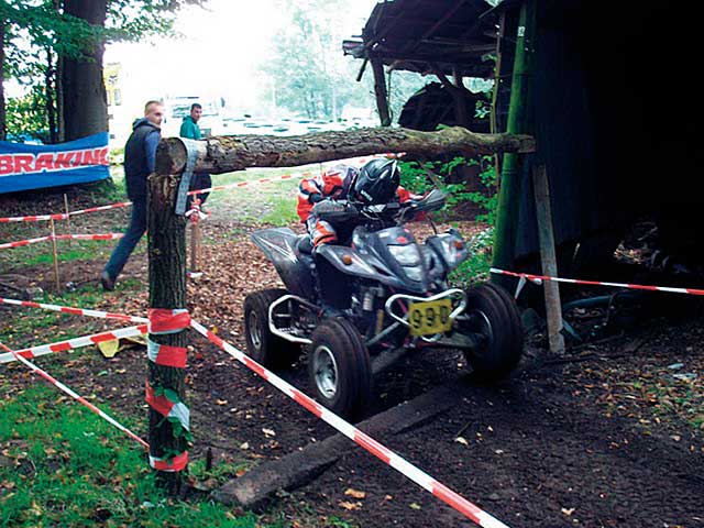 Endurodeocrew Quad Durchfahrt