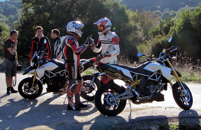 Aprilia Dorsoduro 1200 Modell 2011