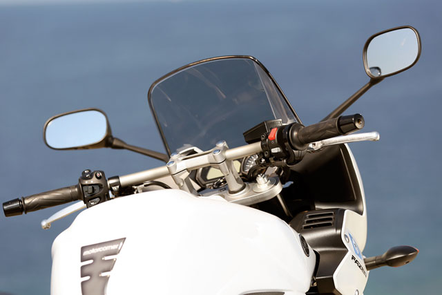 Yamaha FZ1 Fazer Modell 2010