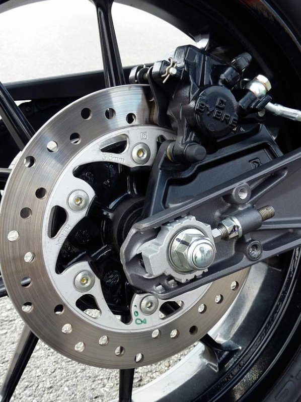 KTM 125 Duke Modell 2011 Hinterradbremse