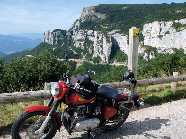 Sommer Enfield Diesel 462 am Col de Rousset-Sommer
