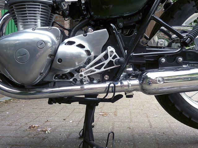 Kawasaki-W-800_Rastenanlage von LSL