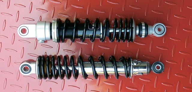 Kawasaki-W-800_Wilbers-Federbeine