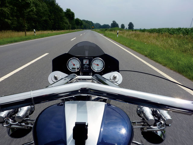 Boom Mustang ST1 Cockpit