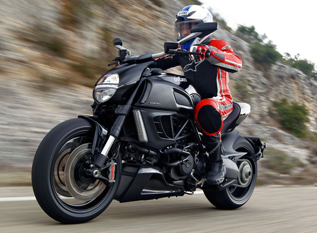 Ducati Diavel Modell 2011
