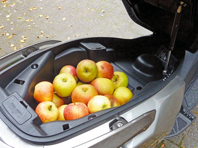 Kymco Downtown 300i ABS Kofferraum