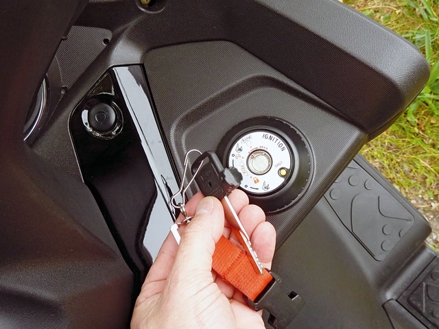 Kymco Downtown 300i ABS Schlossverriegelung