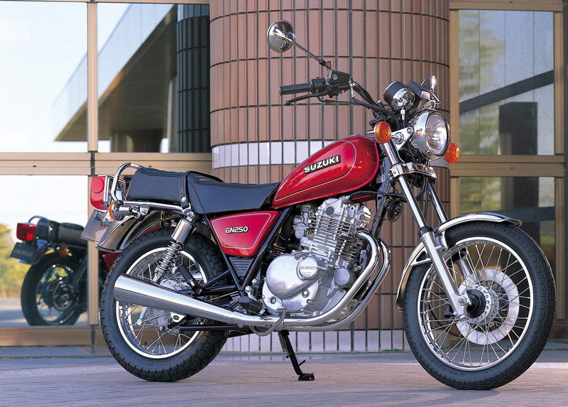 Suzuki GN250 ab 1982