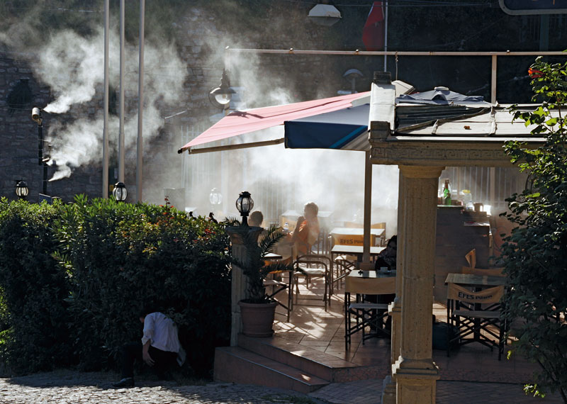 Cafe-mit-Wasserverdunster