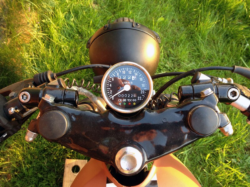 Yamaha XS 400 Wrenchmonkee Style Cockpit