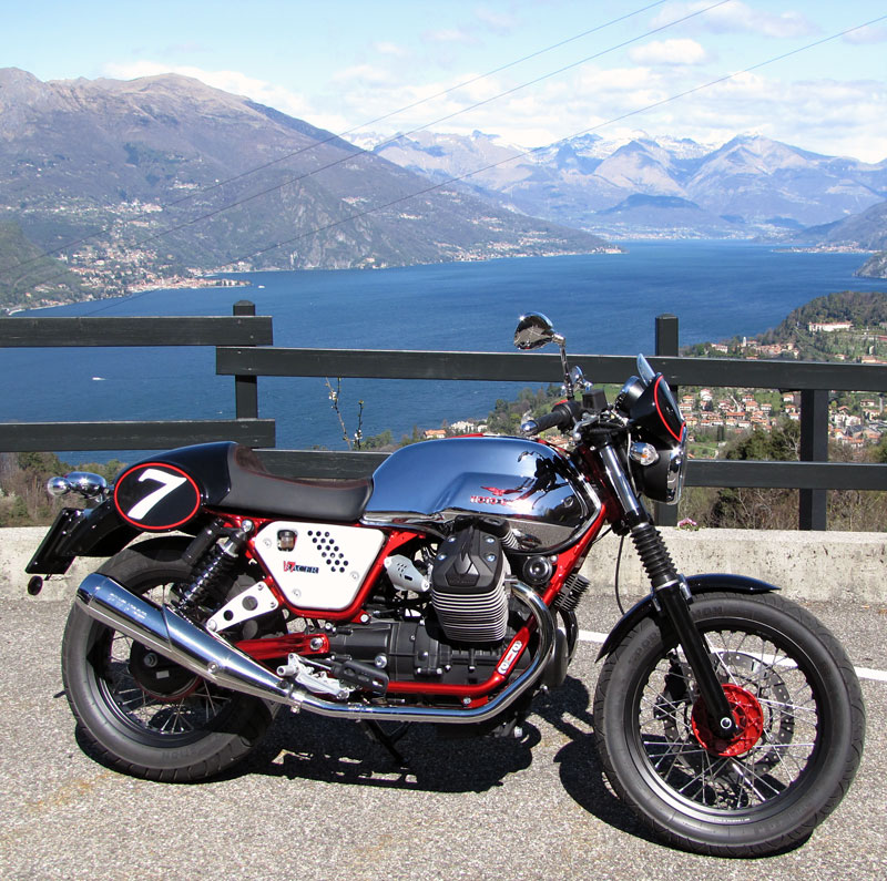 Moto-Guzzi-V7-Racer_2012