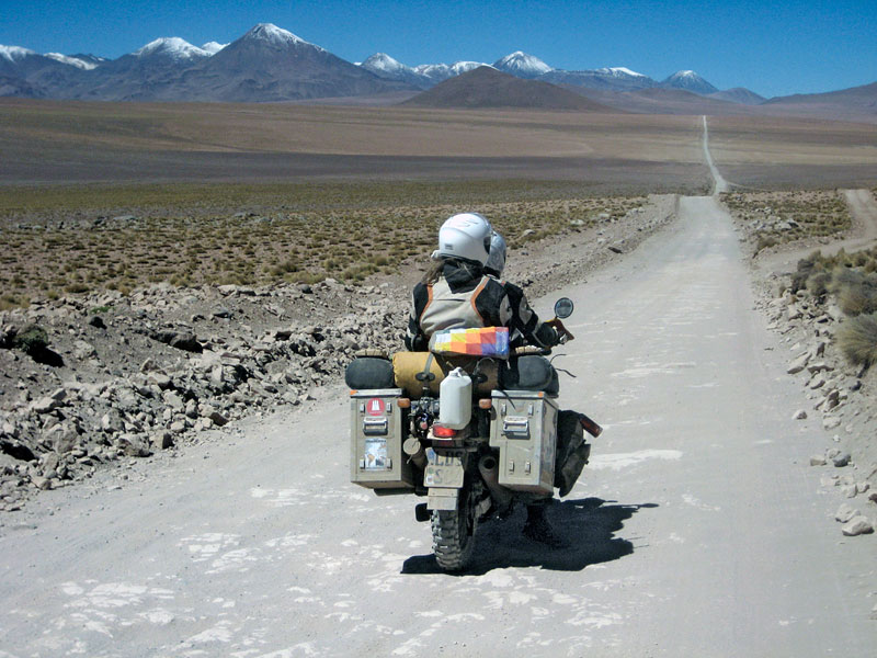 Piste nach El Tatio zum größten Geysirfeld der Welt
