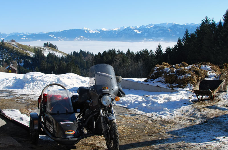 Guzzi-Gespann Winterreise