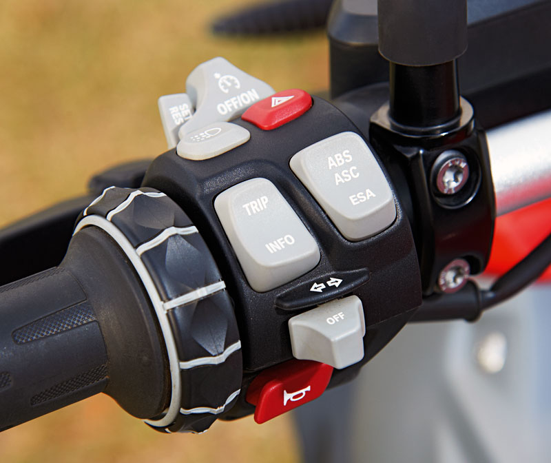 BMW R 1200 GS Modell 2013 - linke-Armatur