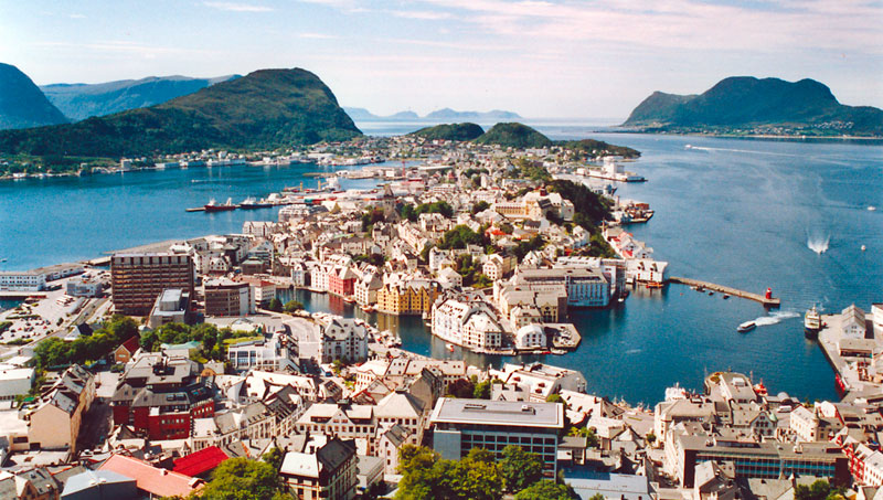 Norwegen Lofoten Alesund
