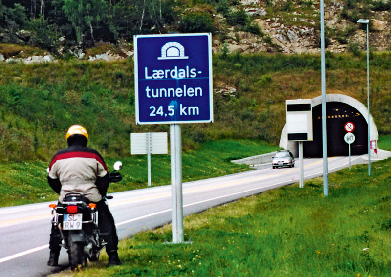 Norwegen Lofoten Tunnel