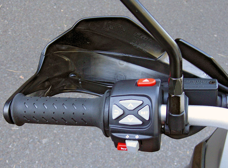 KTM 1190 Adventure Steuerkreuz