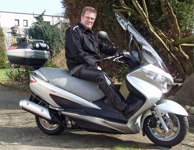 Suzuki-UH200-Burgman Sitzbank umgepolstert