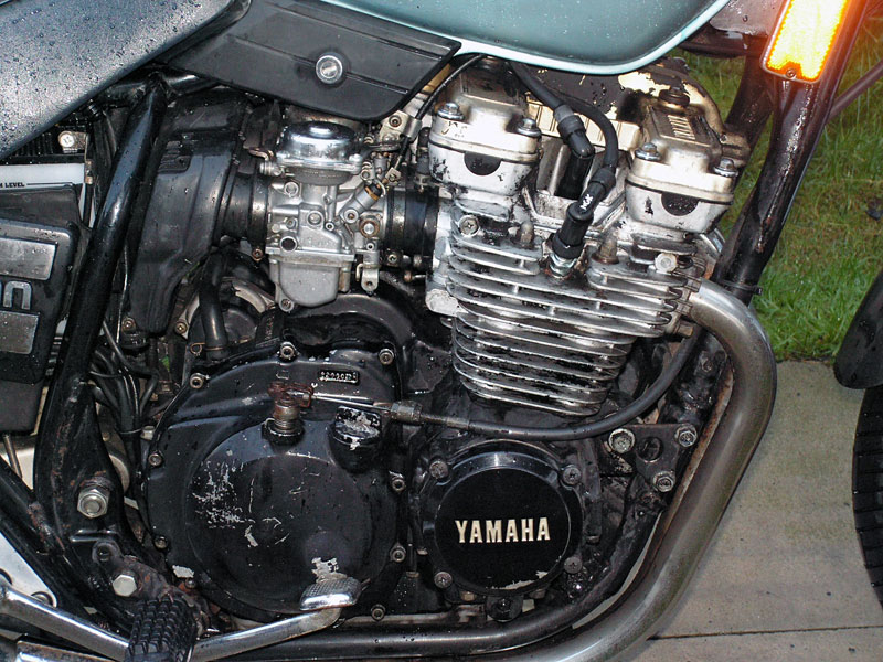 Yamaha-YX600-Radian Motor