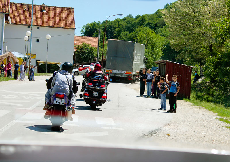 Einfahrt nach Srebenica