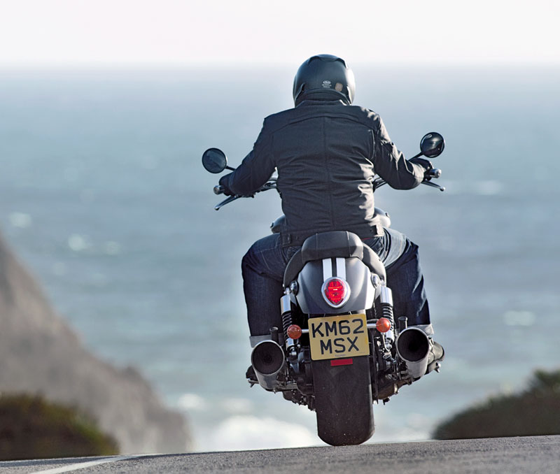 Triumph Rocket III Roadster Heck