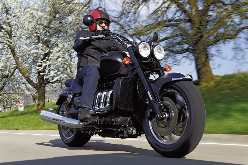 Triumph Rocket III Roadster 