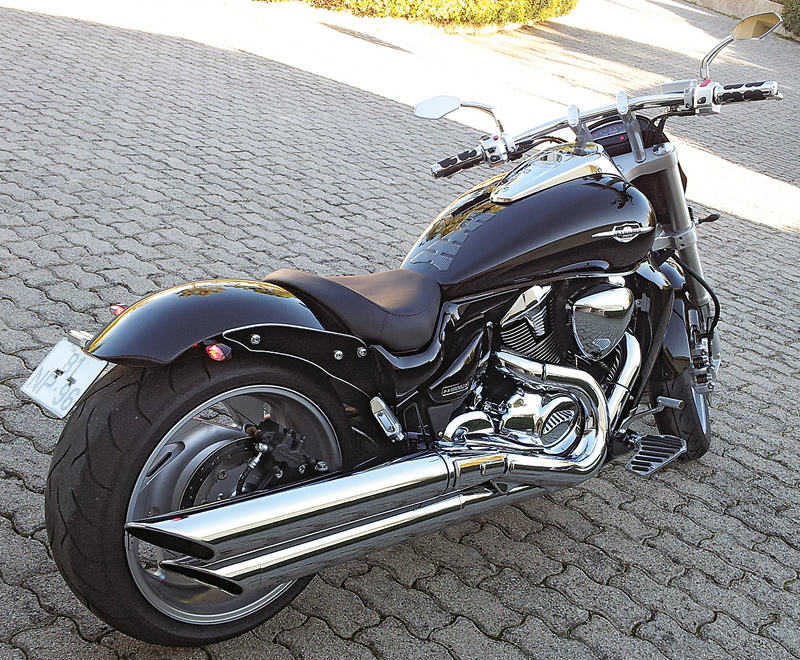 Heckumbau M 1800 Intruder