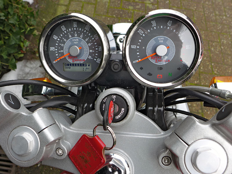 Royal Enfield Continental Cockpit