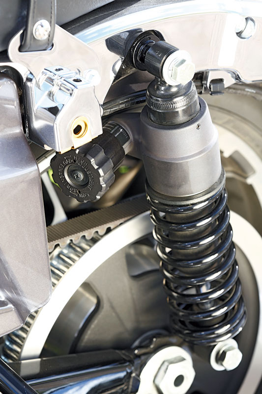 Harley-Davidson-Street-Glide Federvorspannung