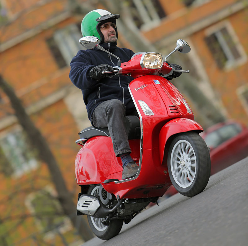 Vespa Sprint 