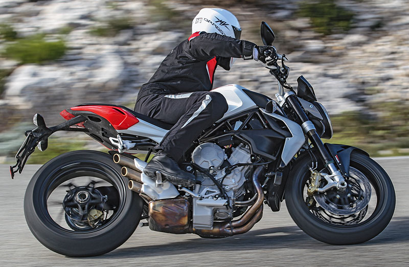 MV-Agusta-Brutale-800-Dragster-rechts