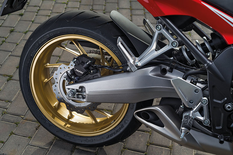 Honda CB 650 F Schwinge + Wave-Scheibe